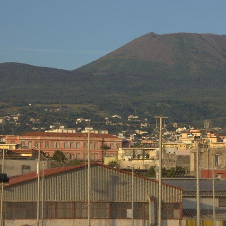 Domus Felix Bed & Breakfast Ercolano Bagian luar foto