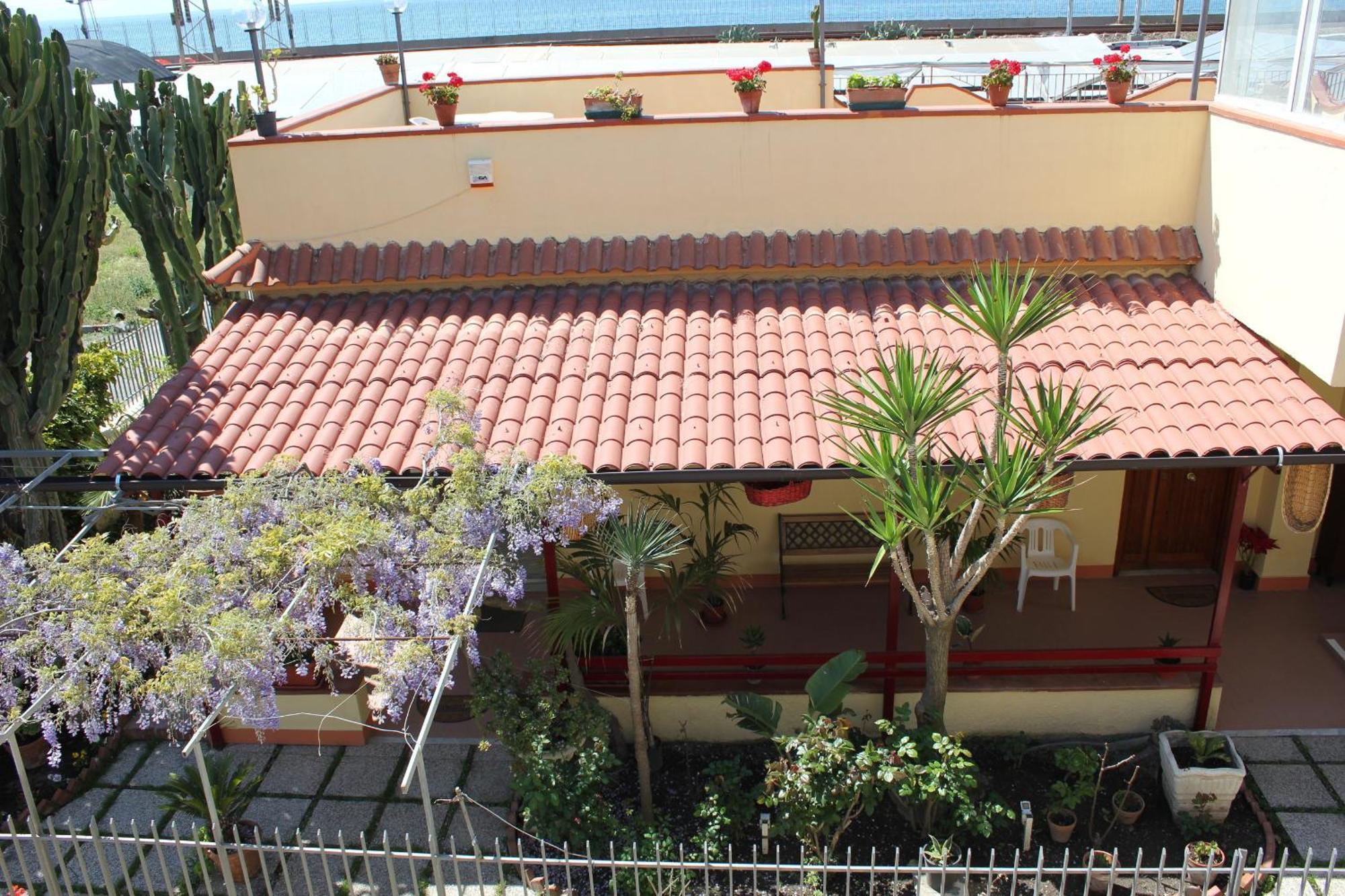 Domus Felix Bed & Breakfast Ercolano Bagian luar foto
